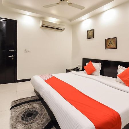 Oyo Flagship 18940 Hotel Swathi Neu-Delhi Exterior foto