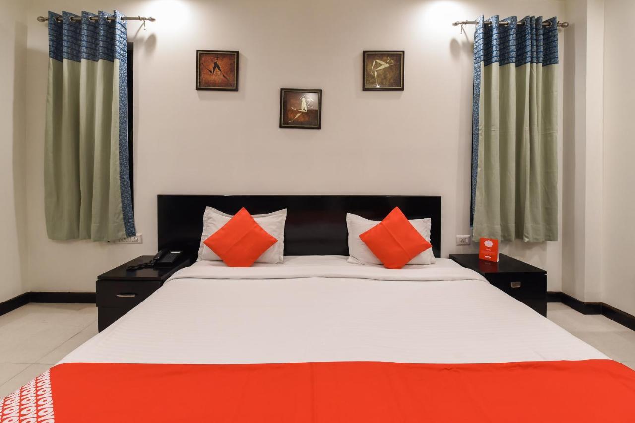 Oyo Flagship 18940 Hotel Swathi Neu-Delhi Exterior foto