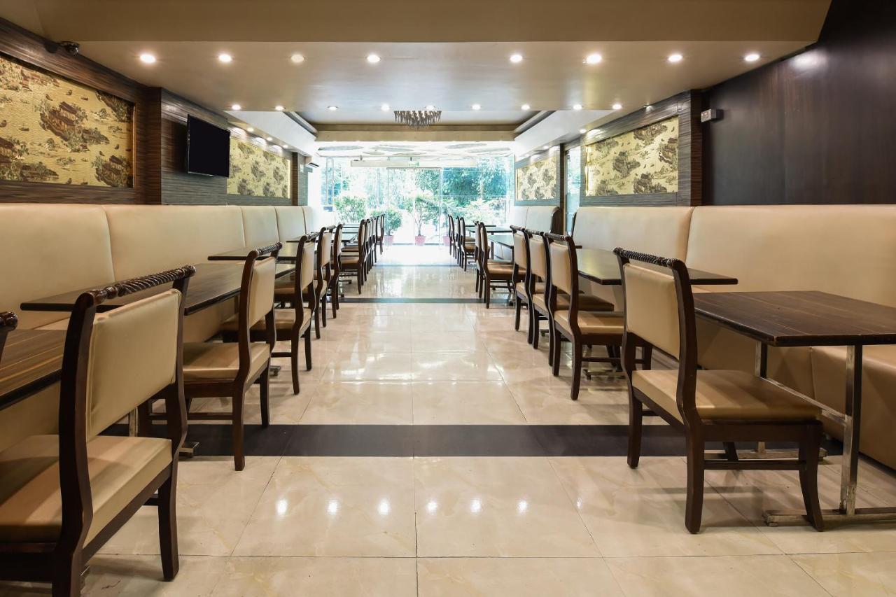 Oyo Flagship 18940 Hotel Swathi Neu-Delhi Exterior foto